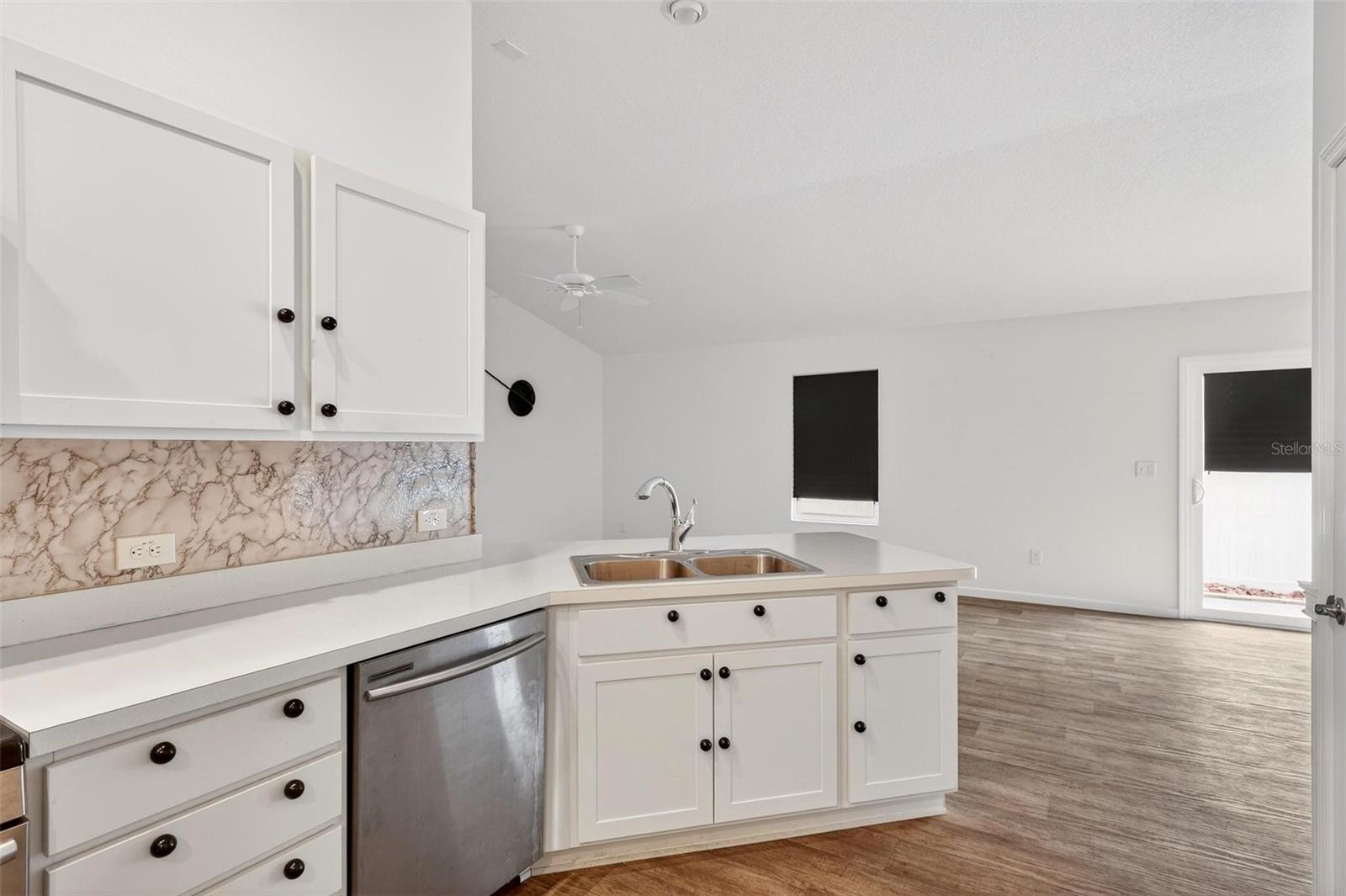 SOUTHERN OAKS CHASE VILLAS - Residential