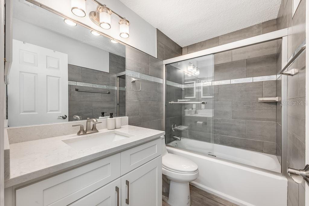 FAIRVIEW VISTA CONDO PH 01 - Residential