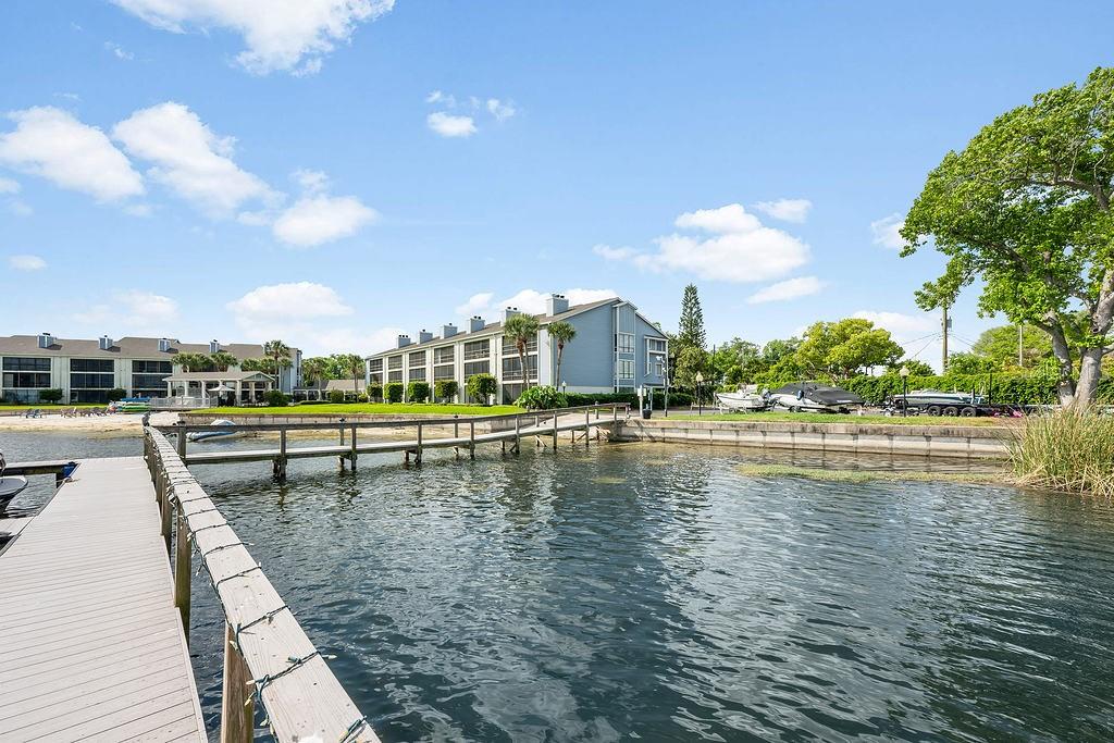 FAIRVIEW VISTA CONDO PH 01 - Residential