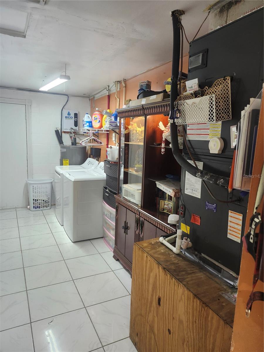 TOWNN COUNTRY PARK UNIT 28 - Residential