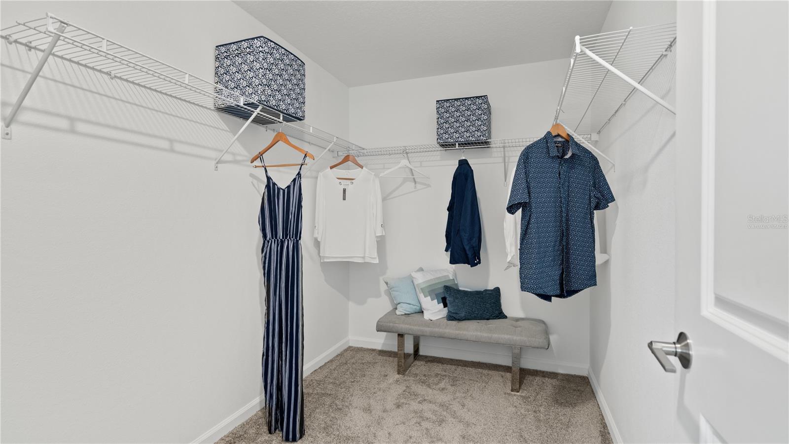 SPRINGHEAD LAKES 25TH - Residential