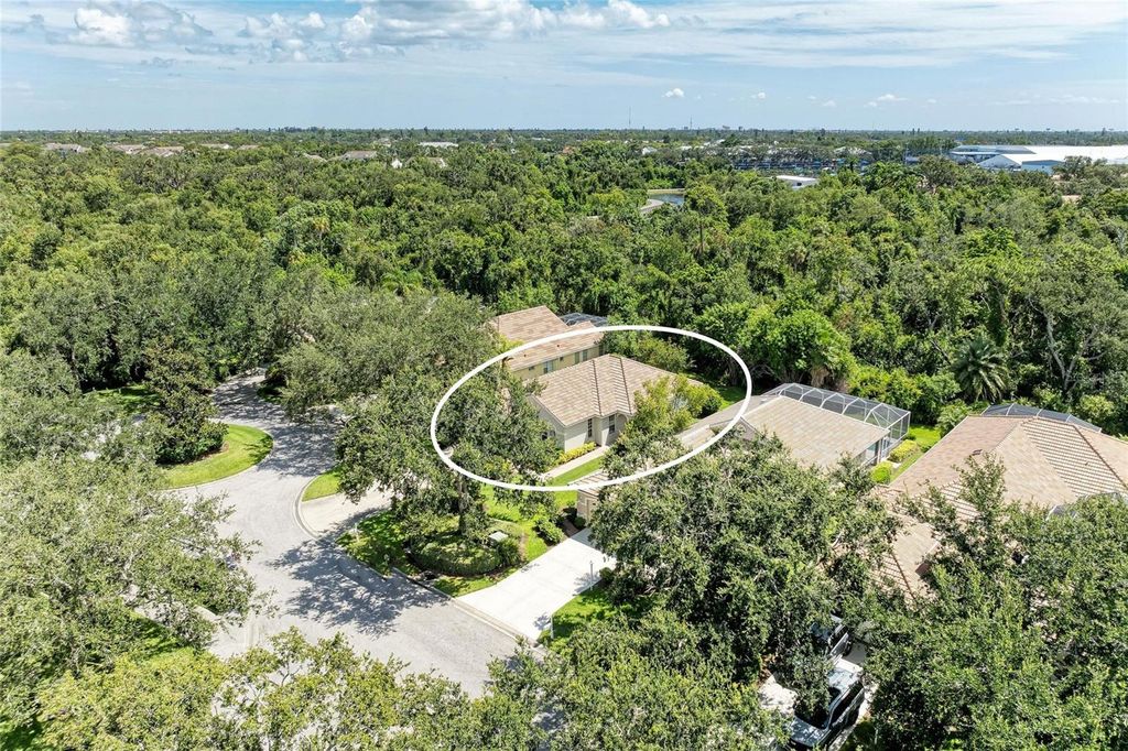 Photo of 5815 Los Verdes Court, Bradenton, FL 34210 (MLS # A4656749)