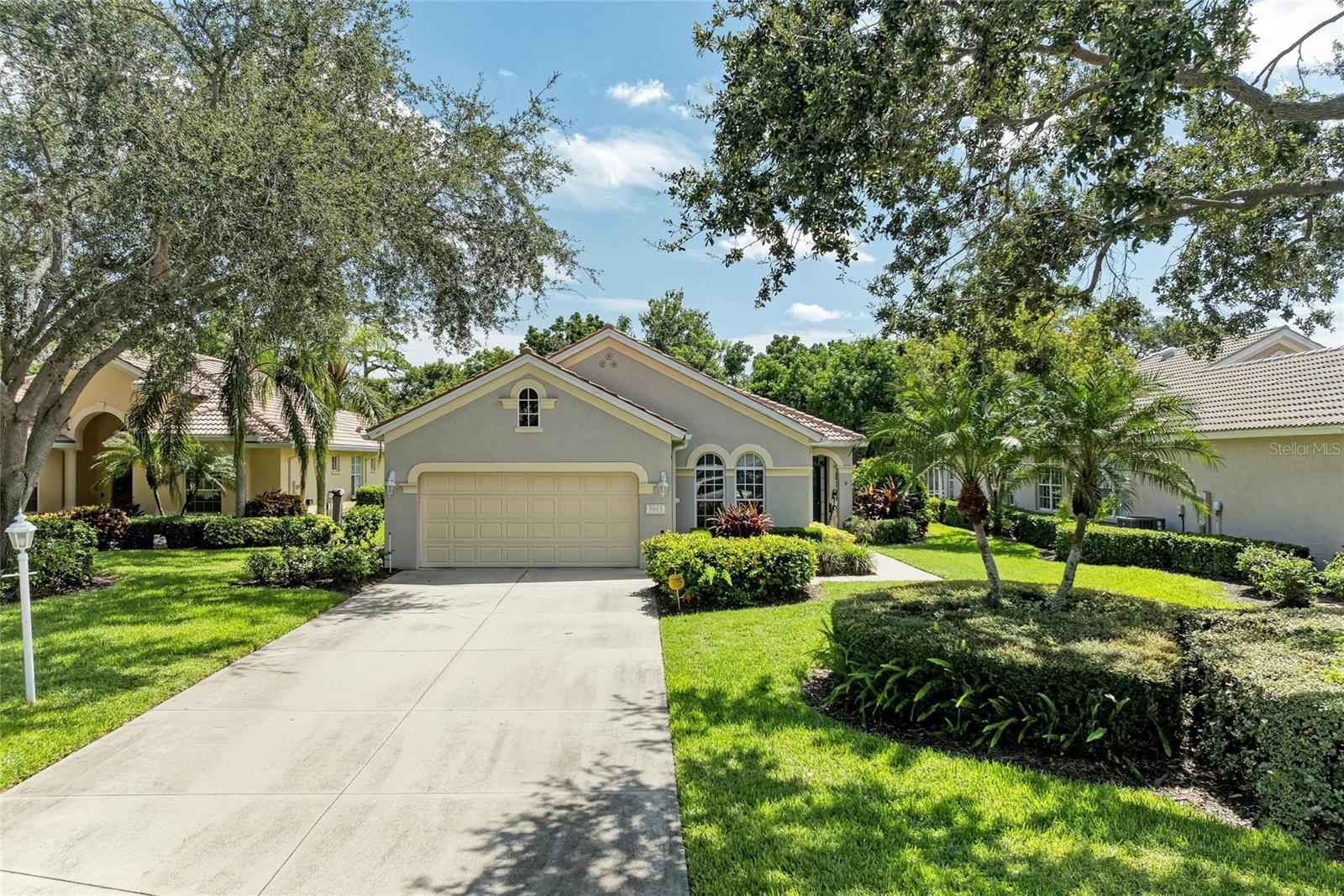 THE GREENS AT EL CONQUISTADOR - Residential