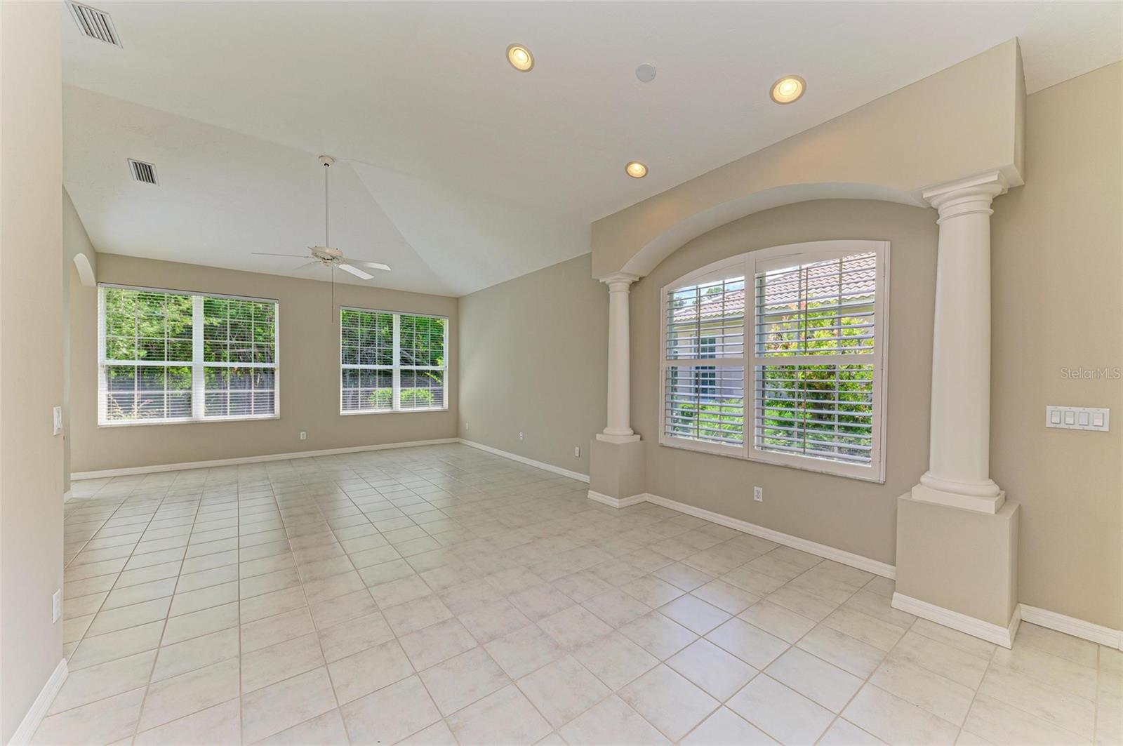 THE GREENS AT EL CONQUISTADOR - Residential