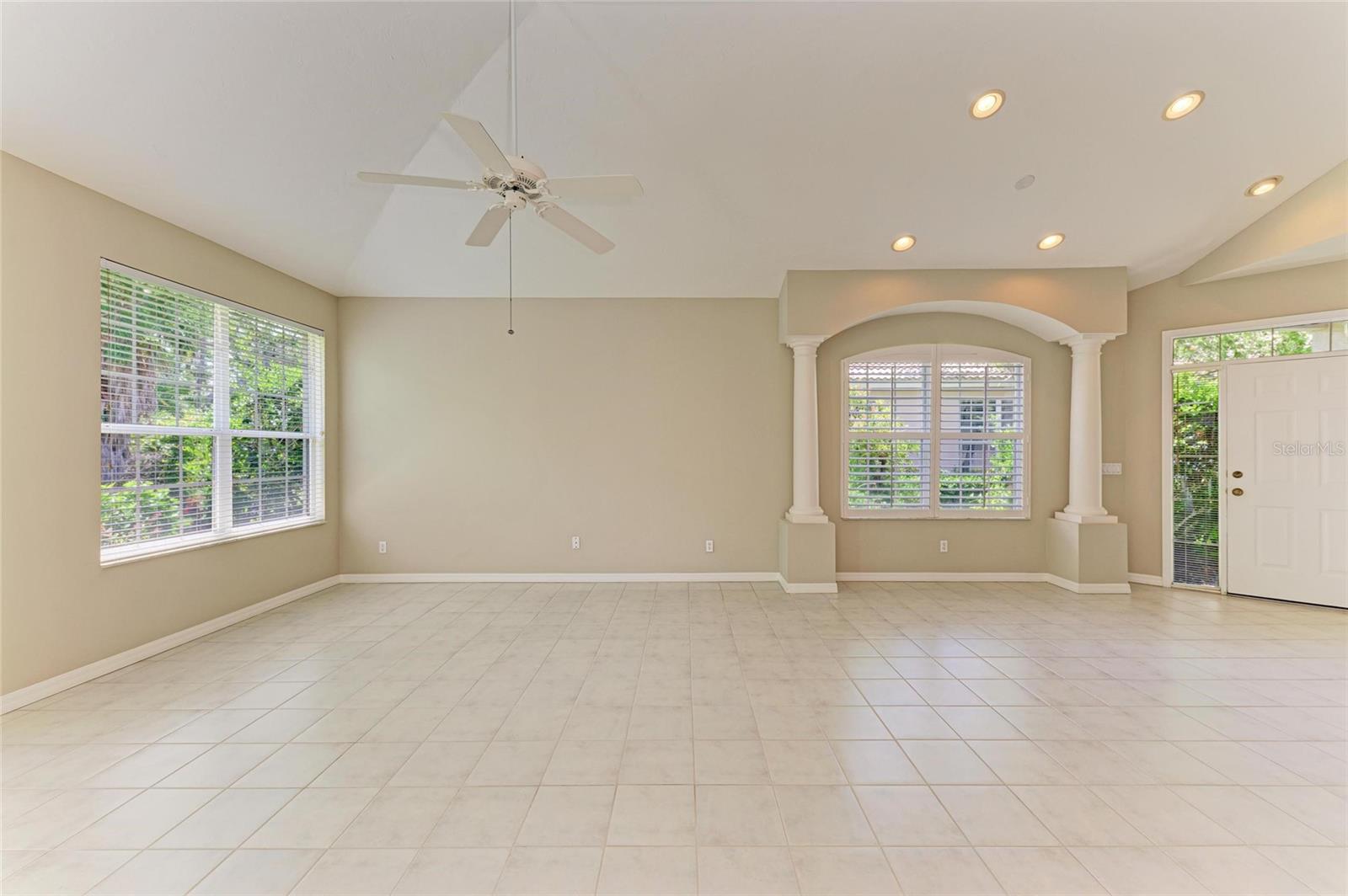 THE GREENS AT EL CONQUISTADOR - Residential