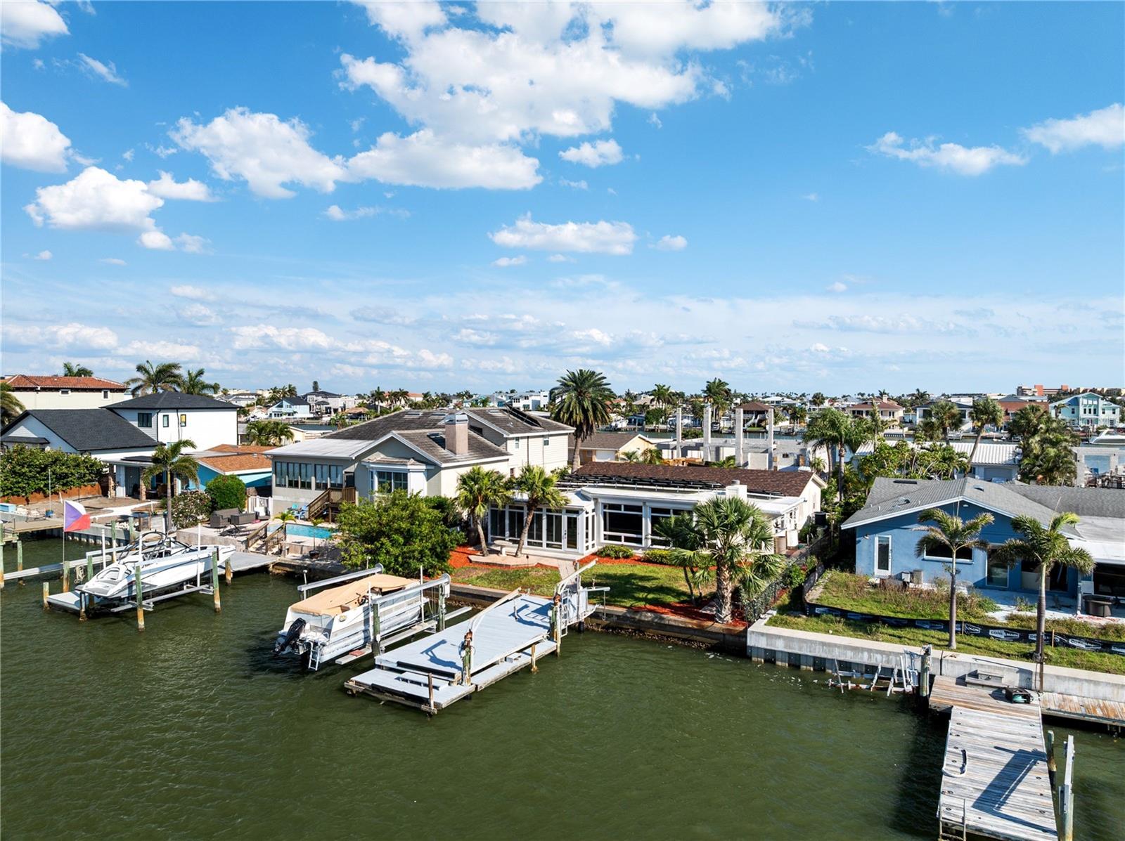 SUNRAY BEACH HOMES - Residential