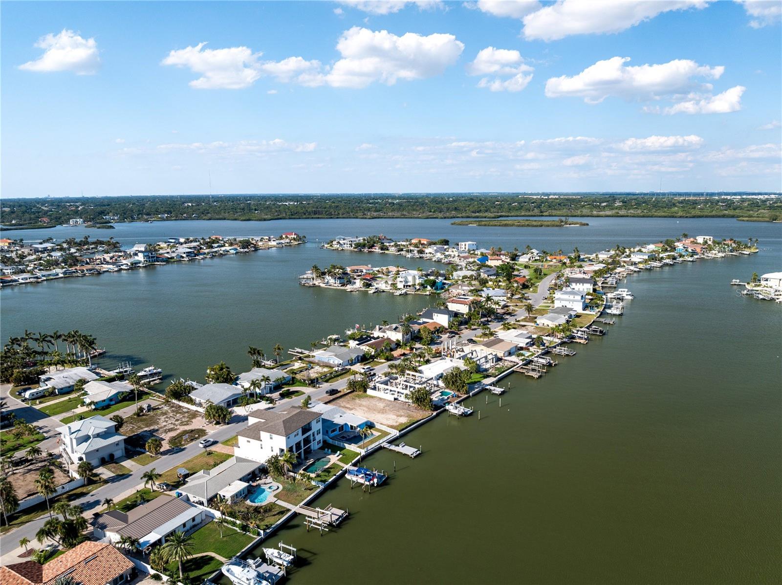 SUNRAY BEACH HOMES - Residential