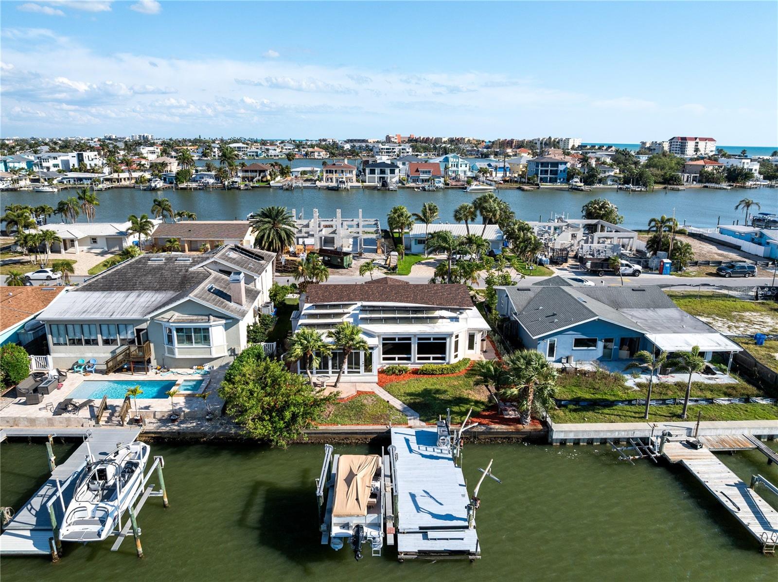 SUNRAY BEACH HOMES - Residential