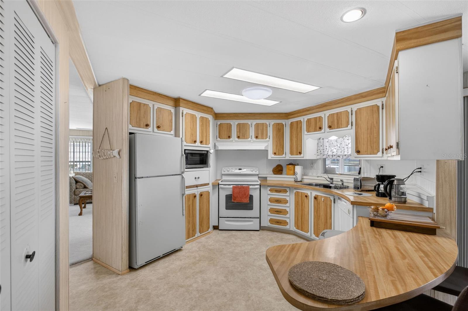 LA CASA MHP CO-OP - Residential