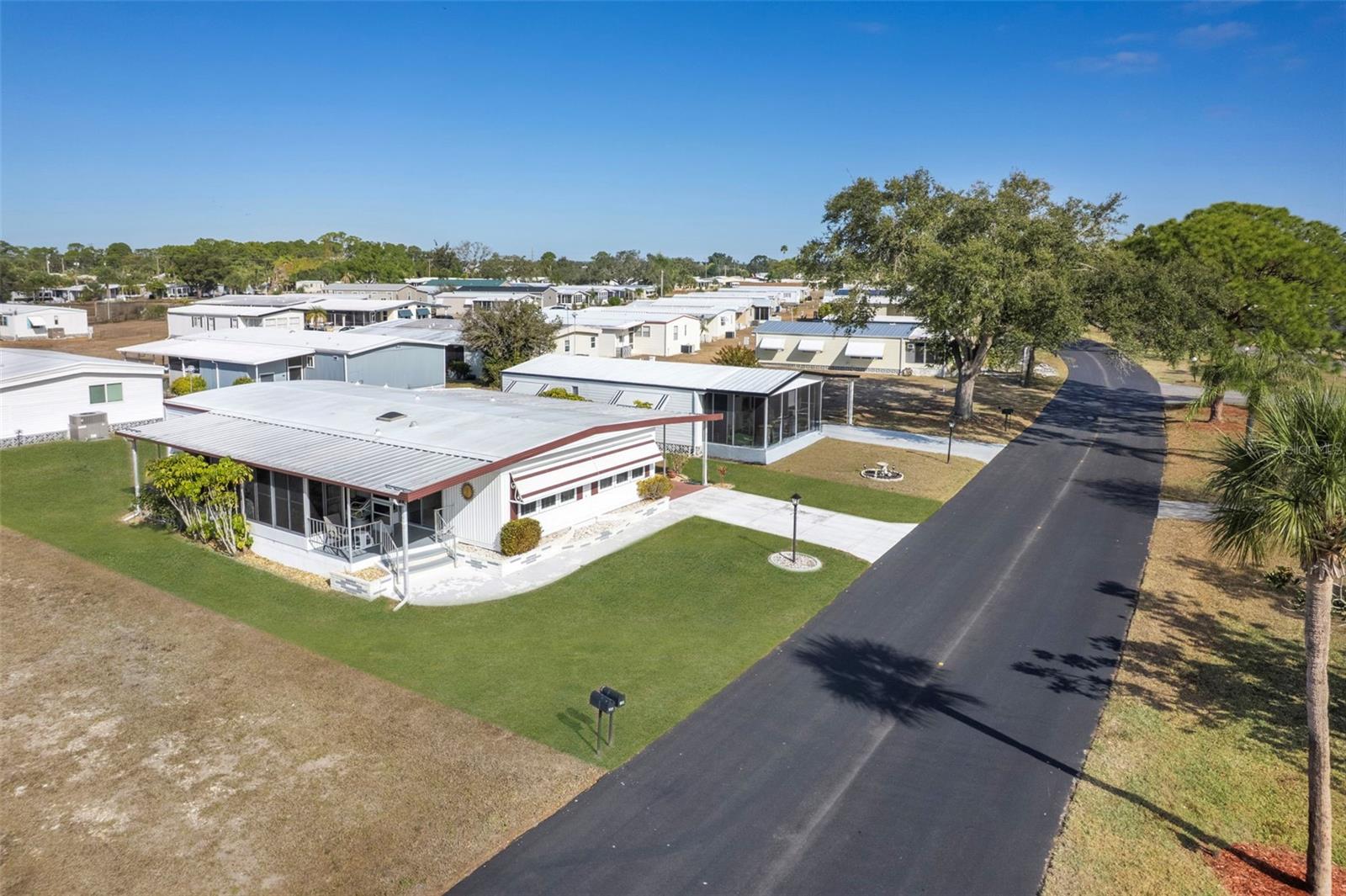 LA CASA MHP CO-OP - Residential