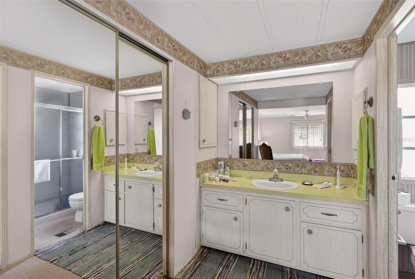 LA CASA MHP CO-OP - Residential