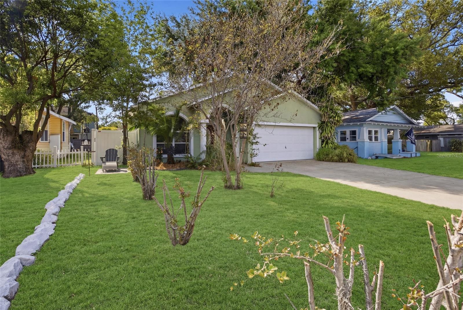 ARLINGTON HEIGHTS - Residential