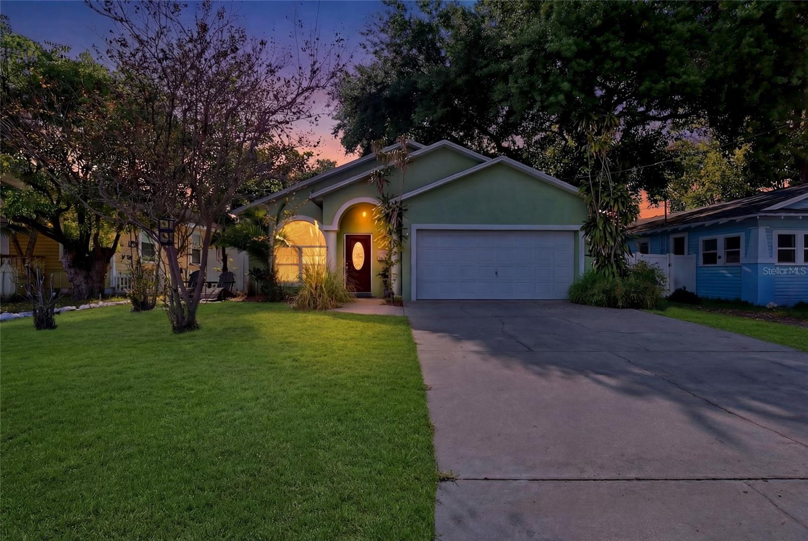 ARLINGTON HEIGHTS - Residential