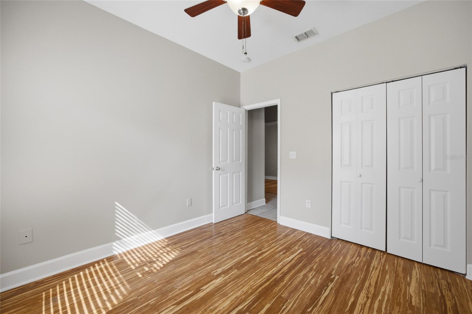 ARLINGTON HEIGHTS - Residential