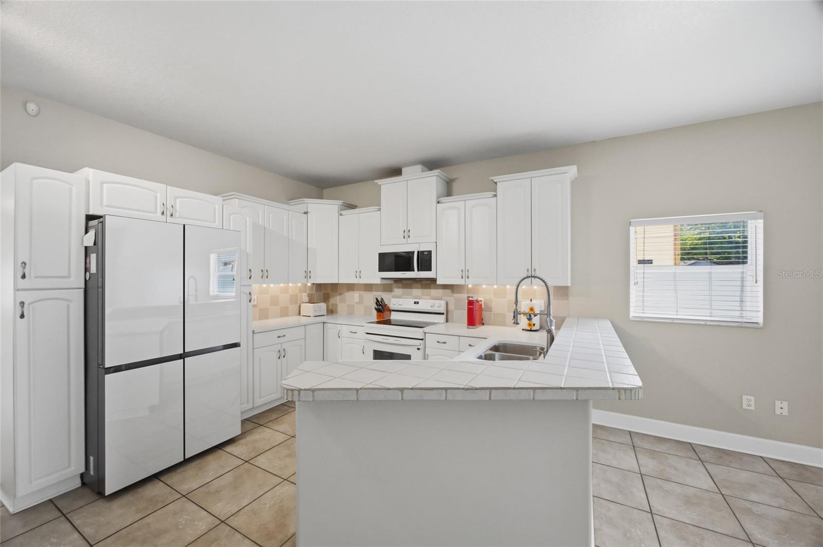 ARLINGTON HEIGHTS - Residential