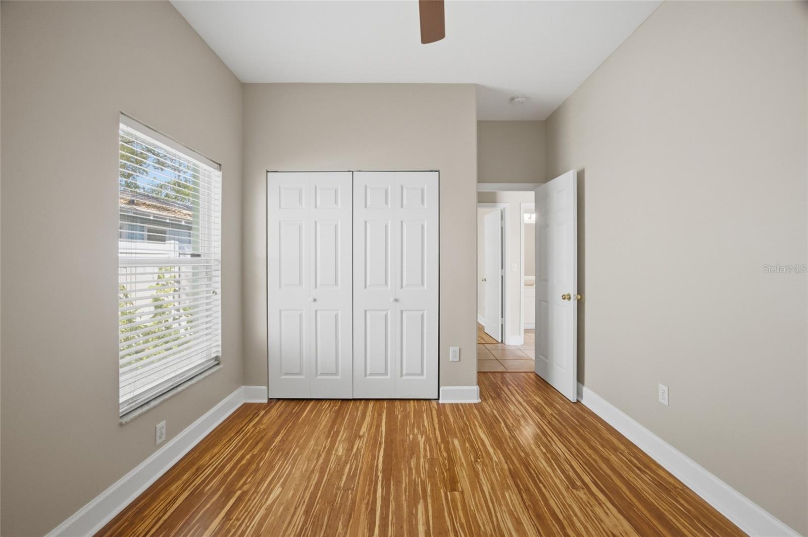 ARLINGTON HEIGHTS - Residential