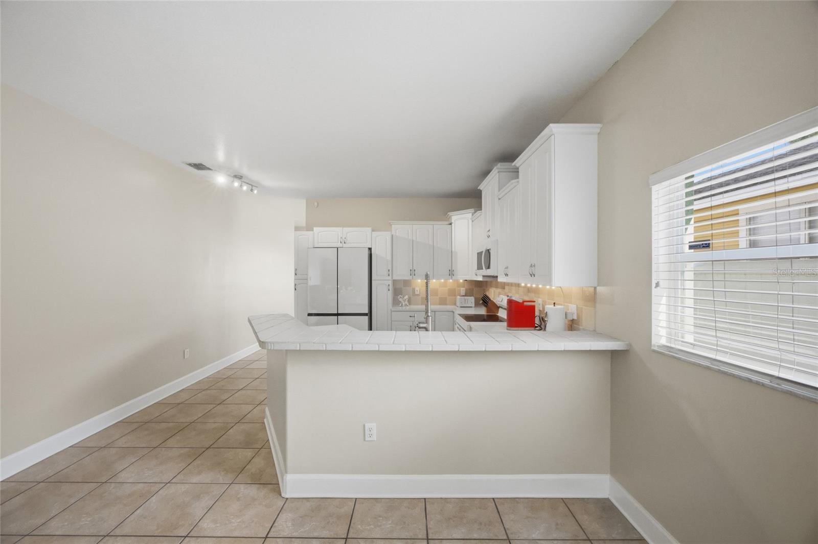 ARLINGTON HEIGHTS - Residential