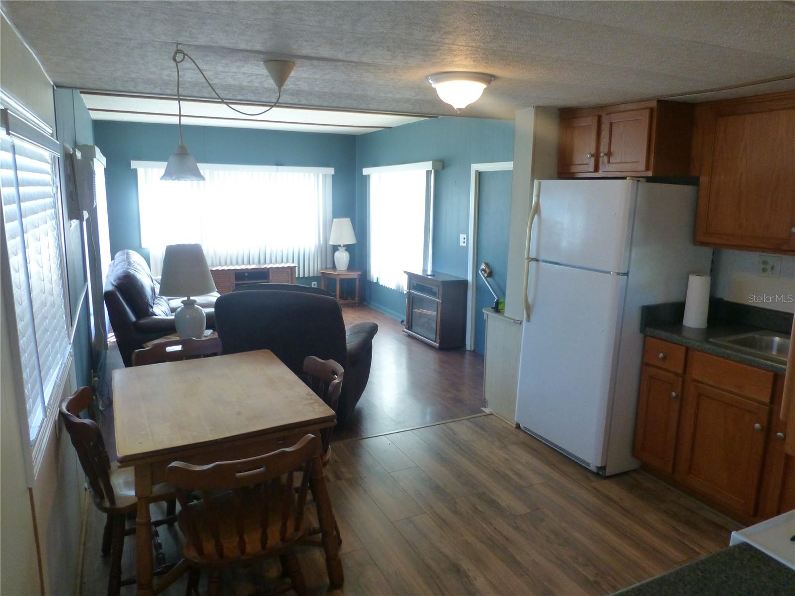 TWIN GABLES M/H PARK UNREC - Residential