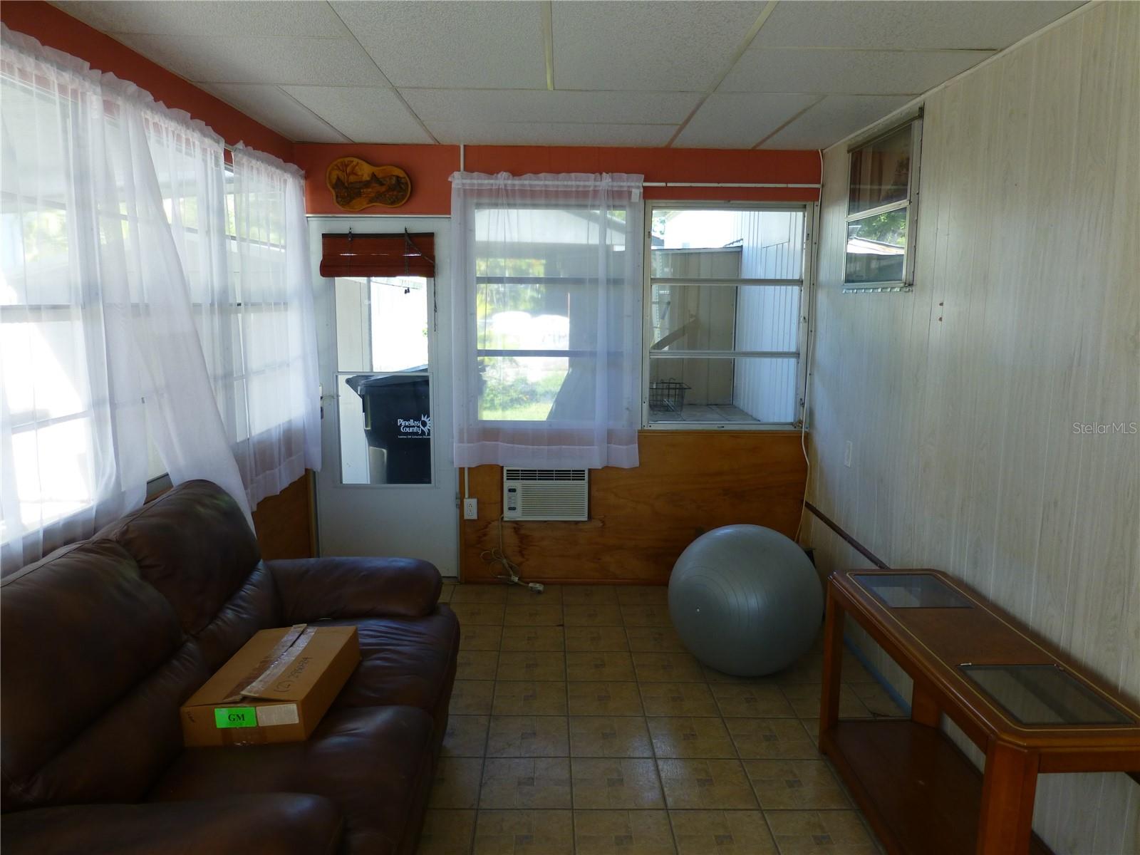 TWIN GABLES M/H PARK UNREC - Residential