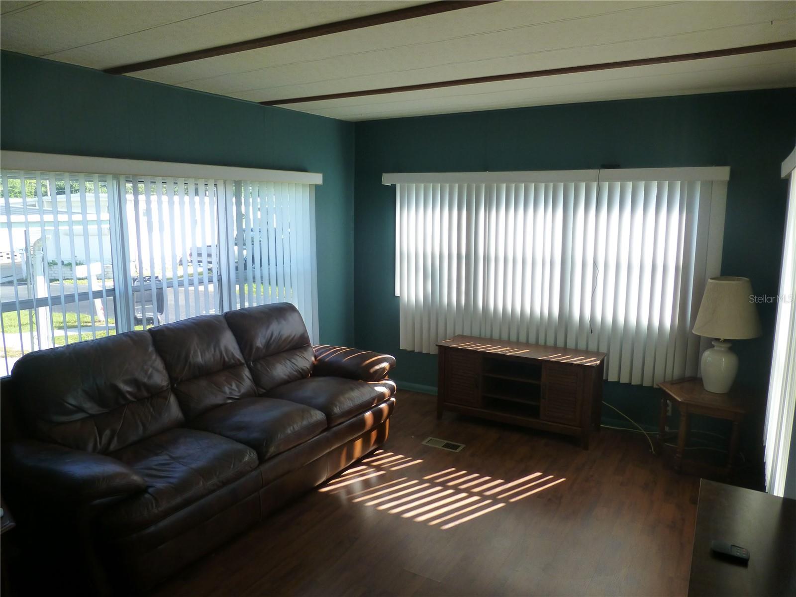 TWIN GABLES M/H PARK UNREC - Residential