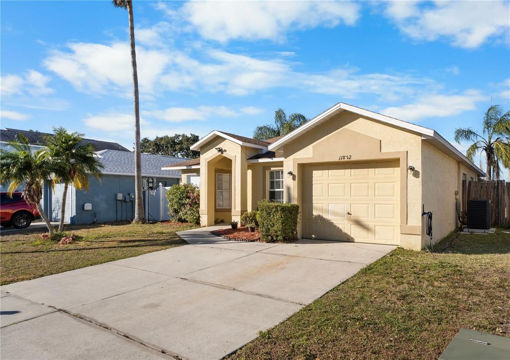 Photo of 11852 Lark Song Loop, Riverview, FL 33579 (MLS # TB8435750)