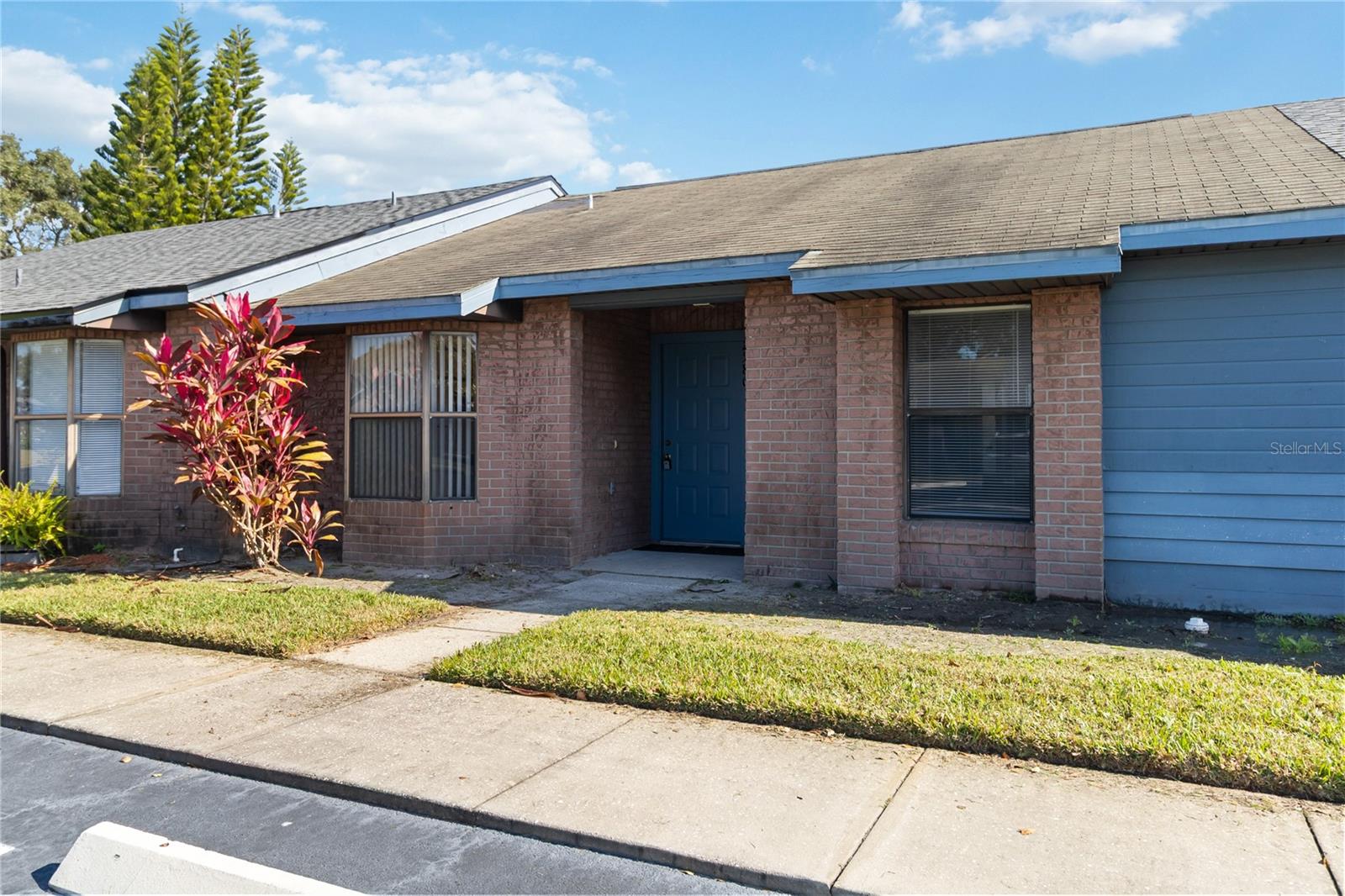 KING OAK VILLAS PH 2 2ND ADD - Residential