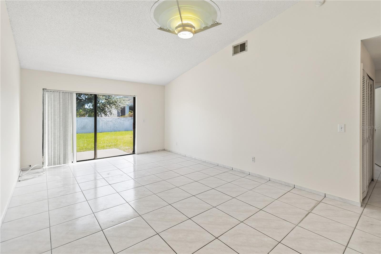 KING OAK VILLAS PH 2 2ND ADD - Residential