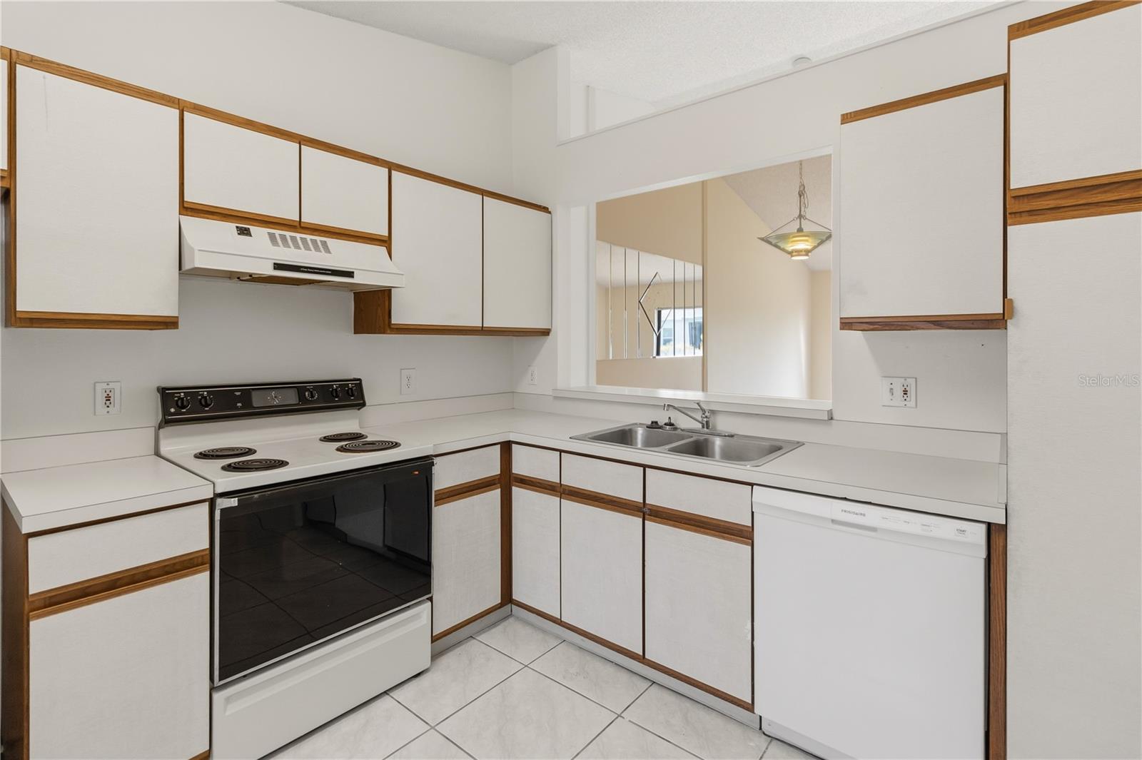 KING OAK VILLAS PH 2 2ND ADD - Residential