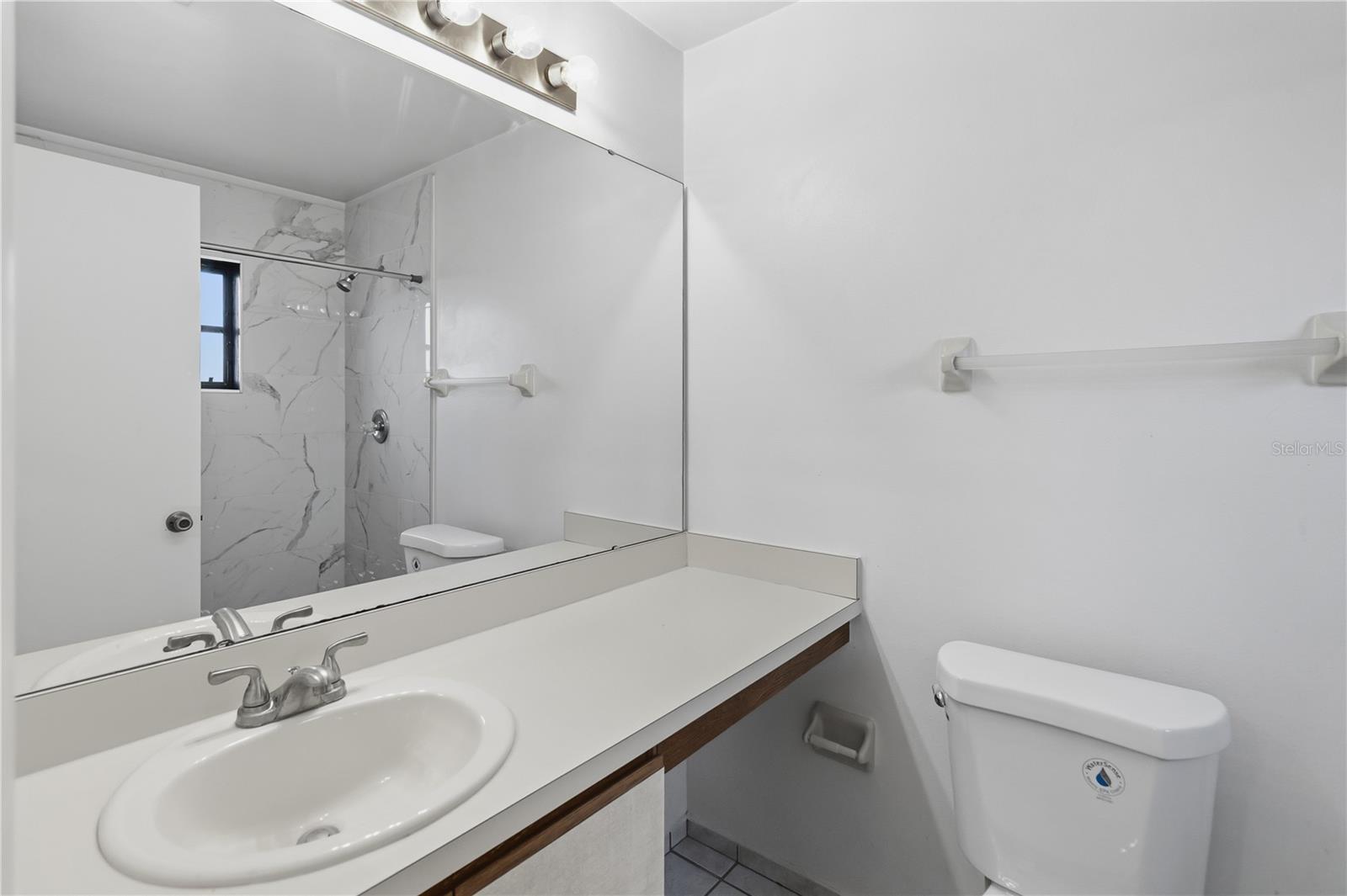 KING OAK VILLAS PH 2 2ND ADD - Residential