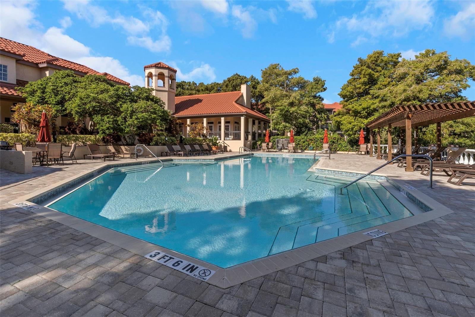 AUDUBON CONDO AT FEATHER SOUND - Residential