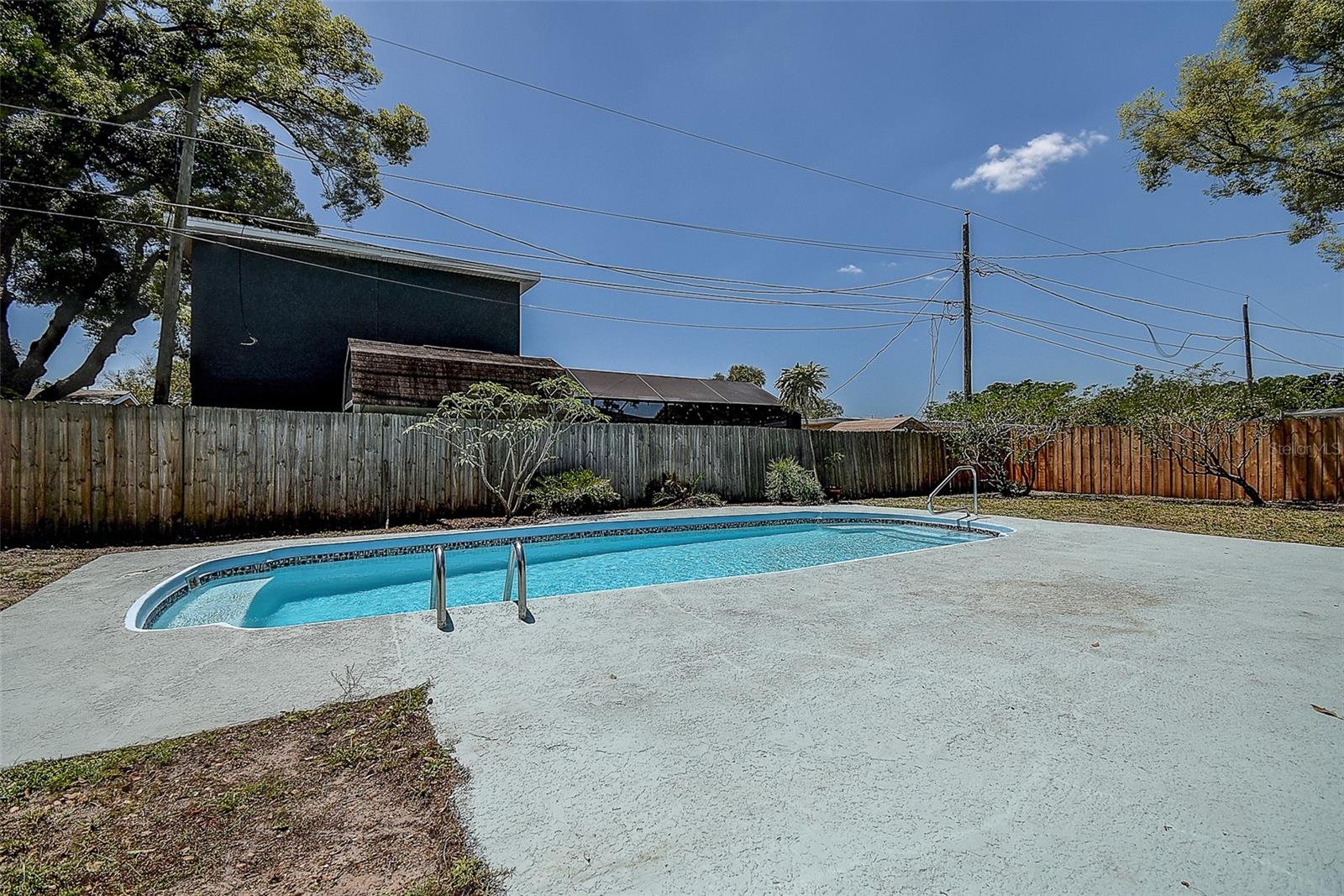 CROSS BAYOU ESTATES - Residential