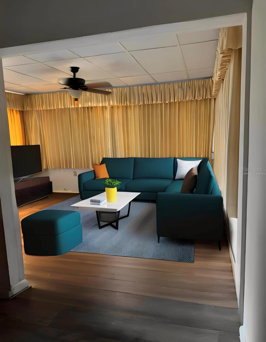 BEVERLY HILLS UNIT 02 - Residential