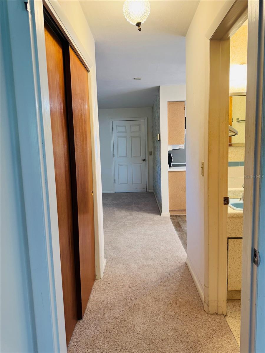 BEVERLY HILLS UNIT 02 - Residential