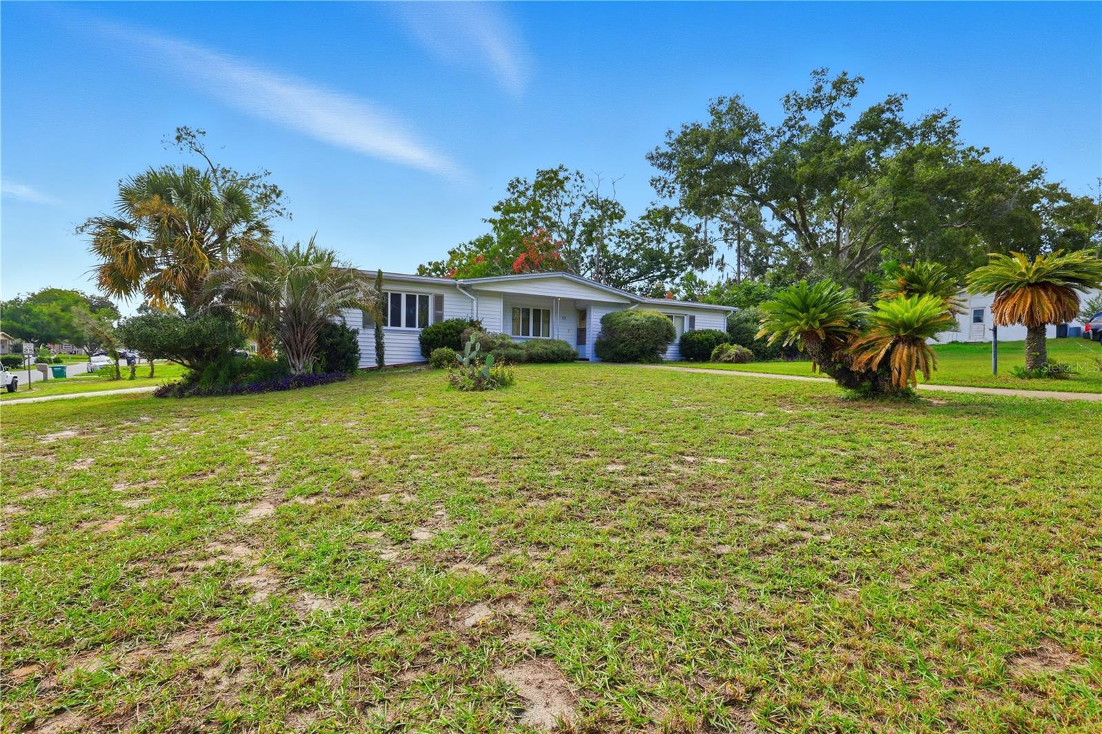 BEVERLY HILLS UNIT 02 - Residential