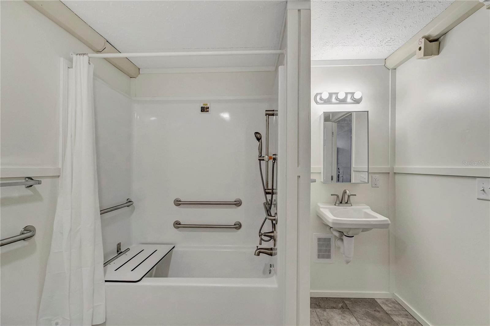 MAYFAIR GARDEN ACRES - Residential