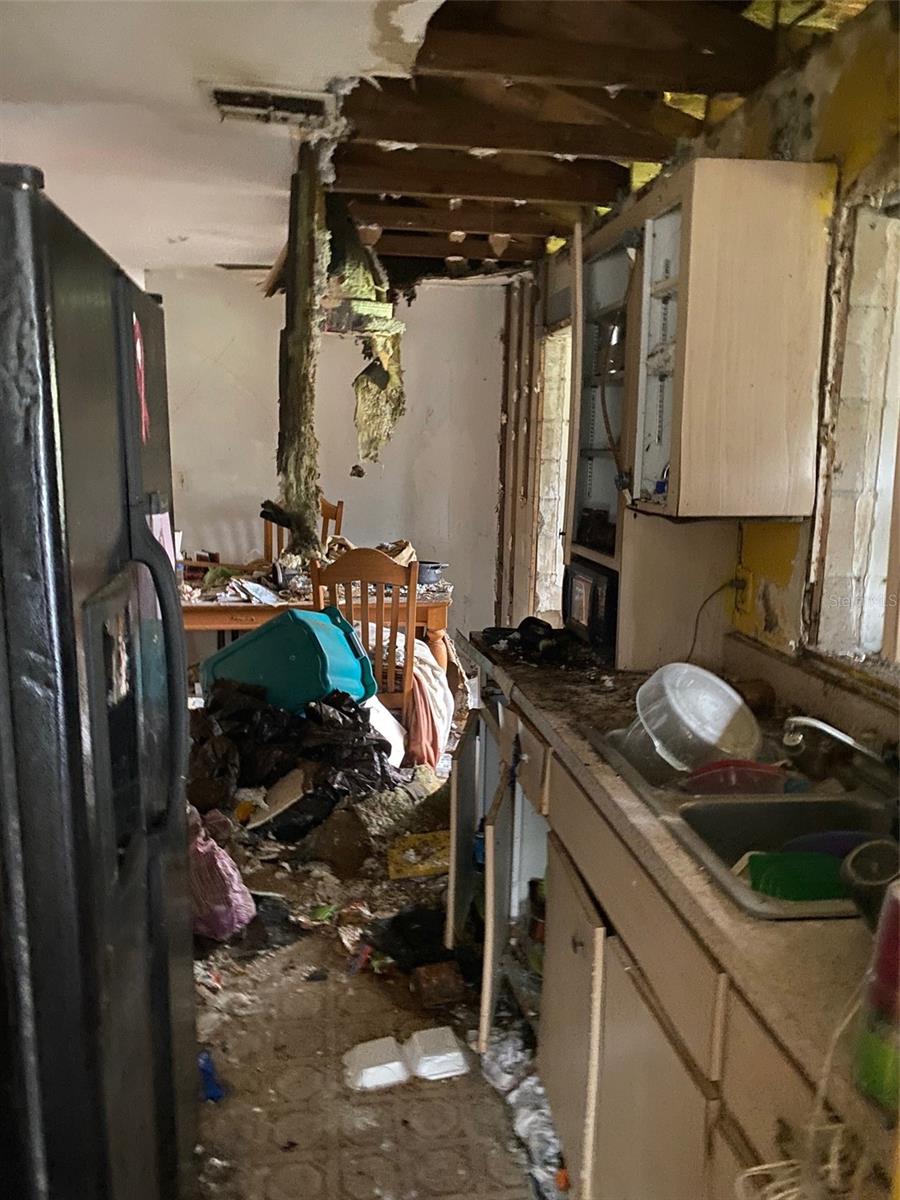 MALIBU GROVES SECOND ADD - Residential