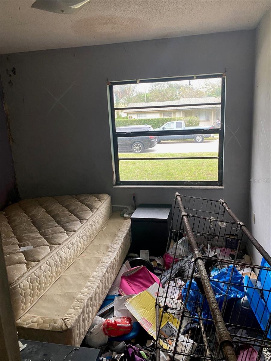 MALIBU GROVES SECOND ADD - Residential