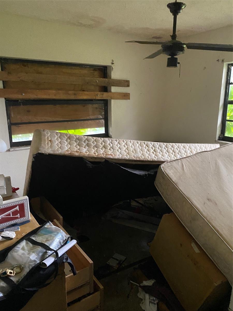 MALIBU GROVES SECOND ADD - Residential