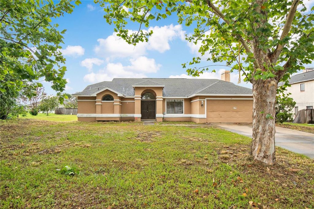 Photo of 3210 Pell Mell Drive, Orlando, FL 32818 (MLS # O6419453)