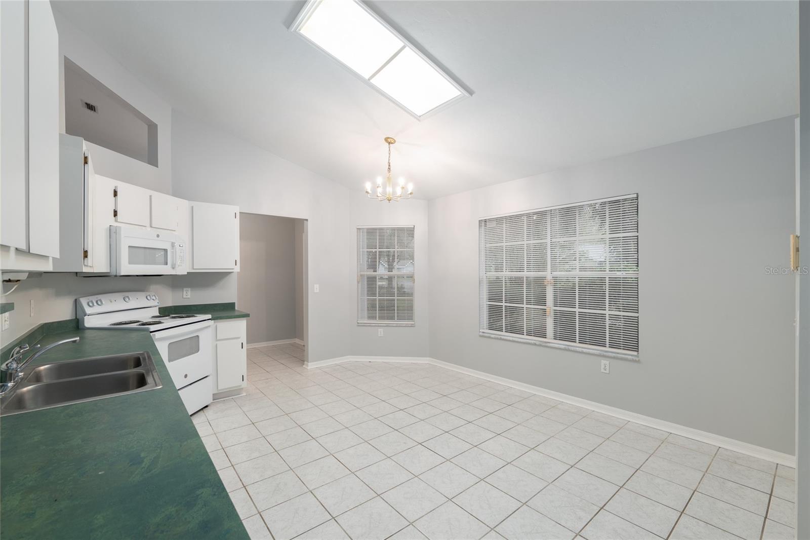 GRAND CENTRAL STA CLUSTER PH I - Residential