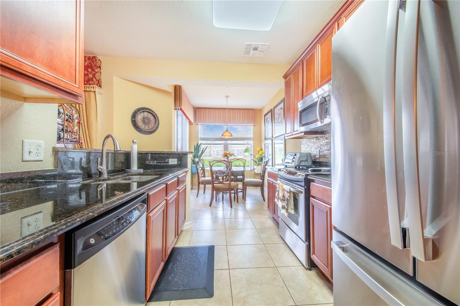 PROMENADES AT BELLATRAE CONDO PH 16 BLDG 40 - Residential