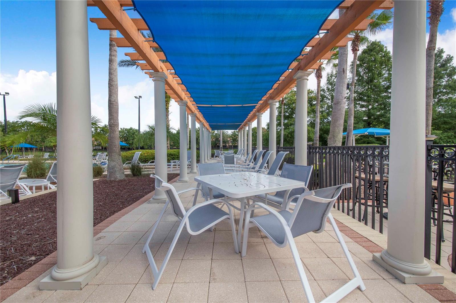 PROMENADES AT BELLATRAE CONDO PH 16 BLDG 40 - Residential