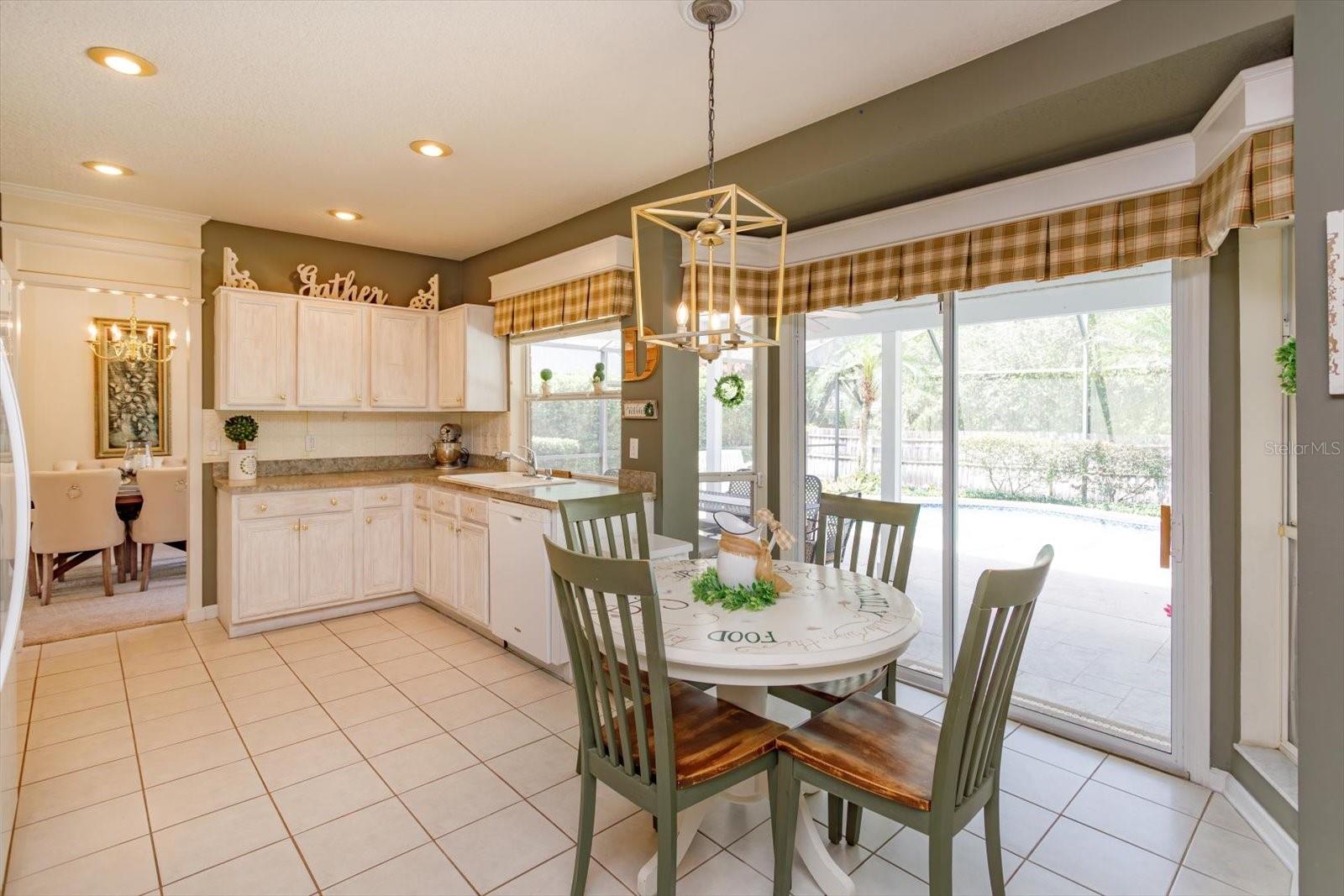 SENECA BEND - Residential