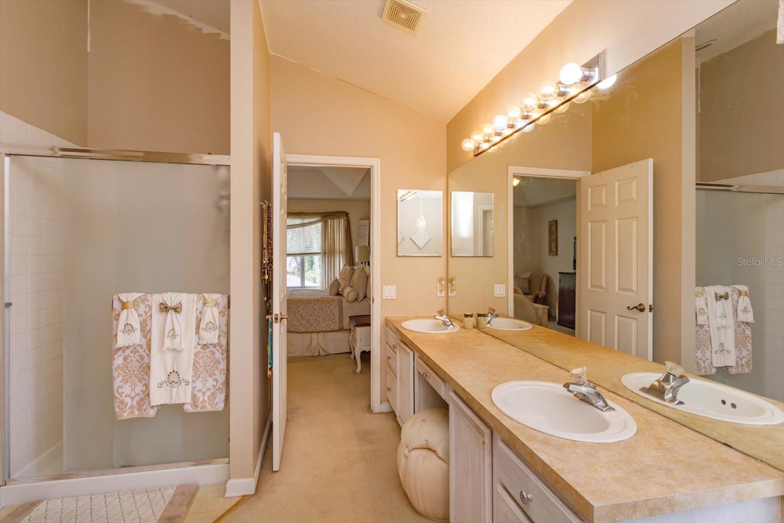 SENECA BEND - Residential