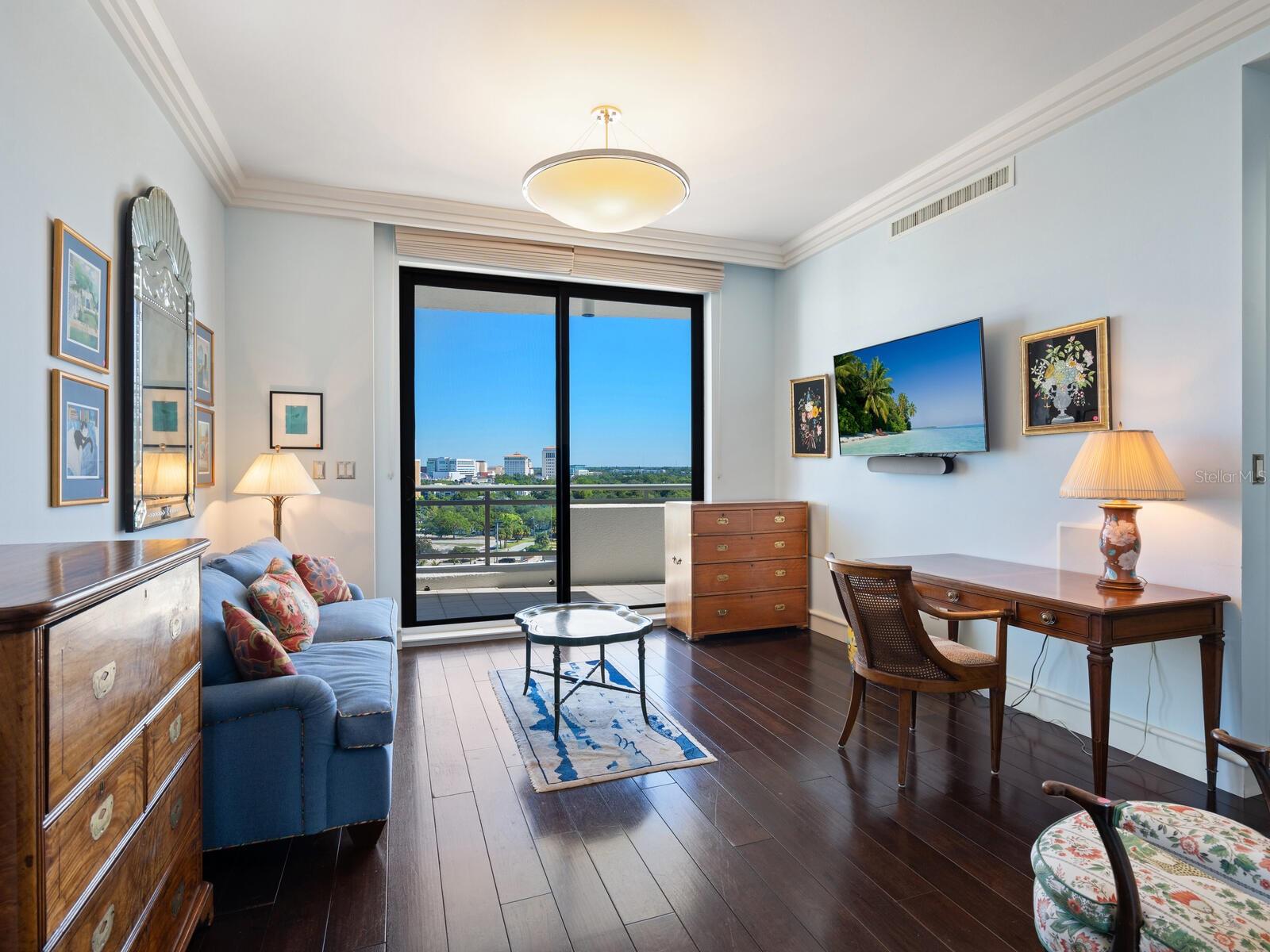 THE SAVOY ON PALM - Residential