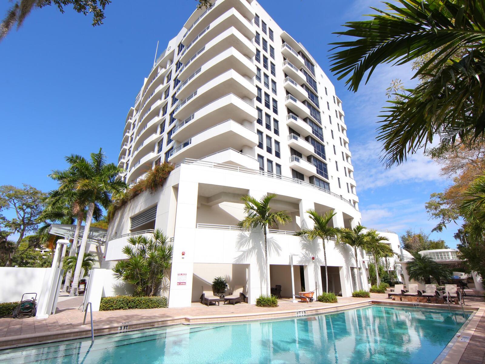 THE SAVOY ON PALM - Residential