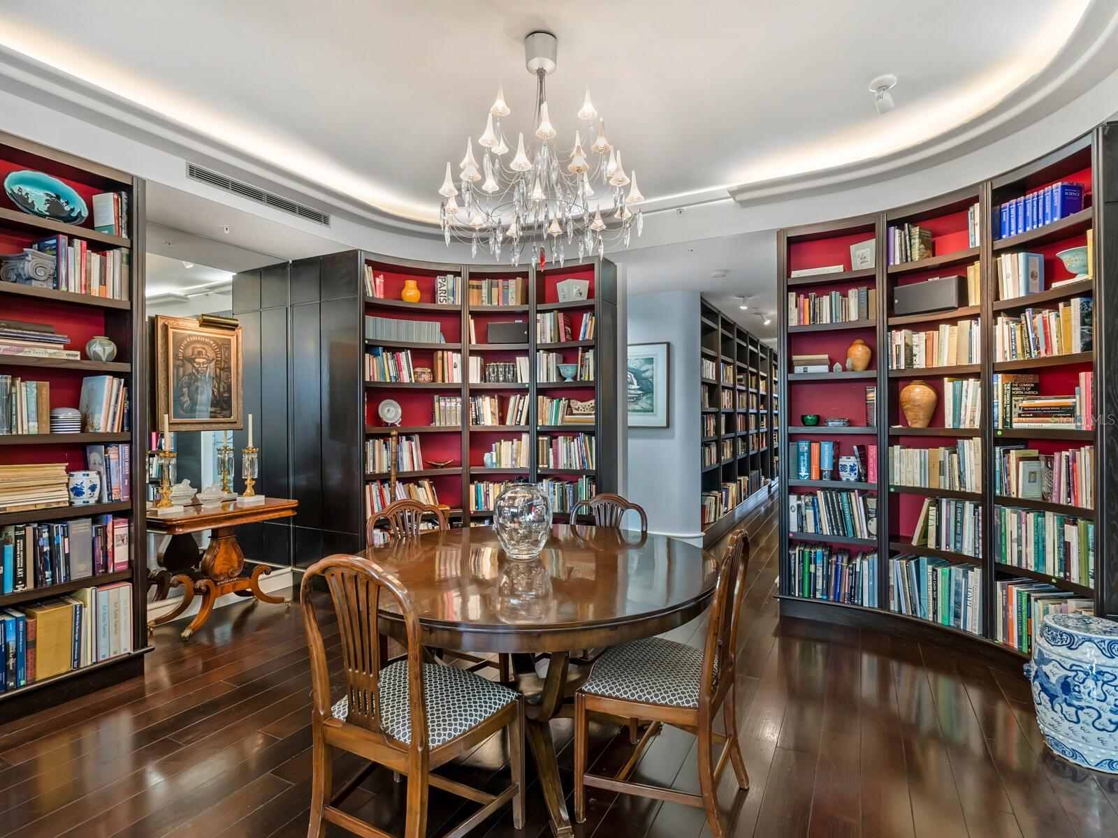 THE SAVOY ON PALM - Residential