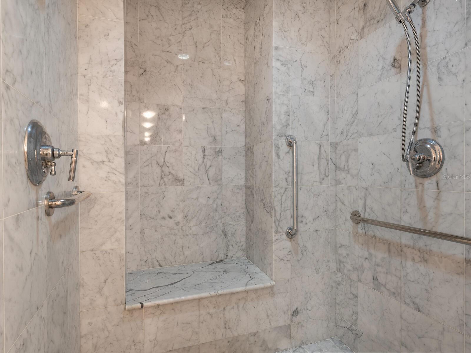 THE SAVOY ON PALM - Residential