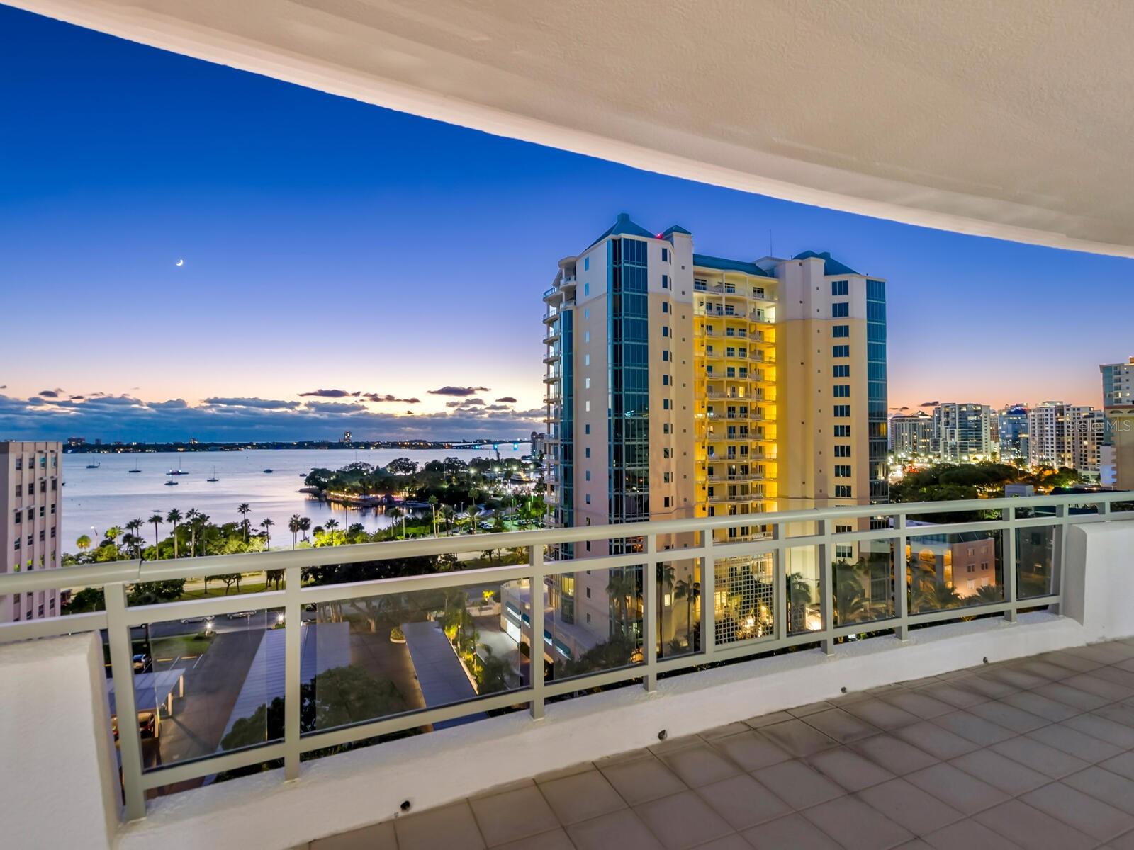 THE SAVOY ON PALM - Residential