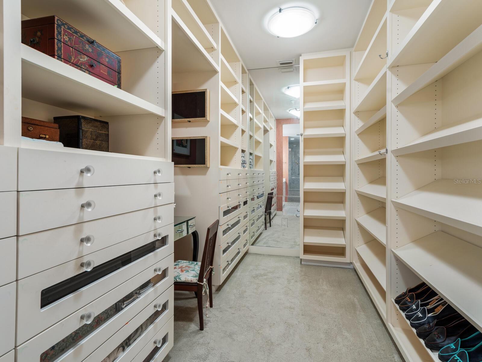 THE SAVOY ON PALM - Residential